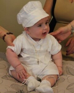 thomas outfit sharon 2